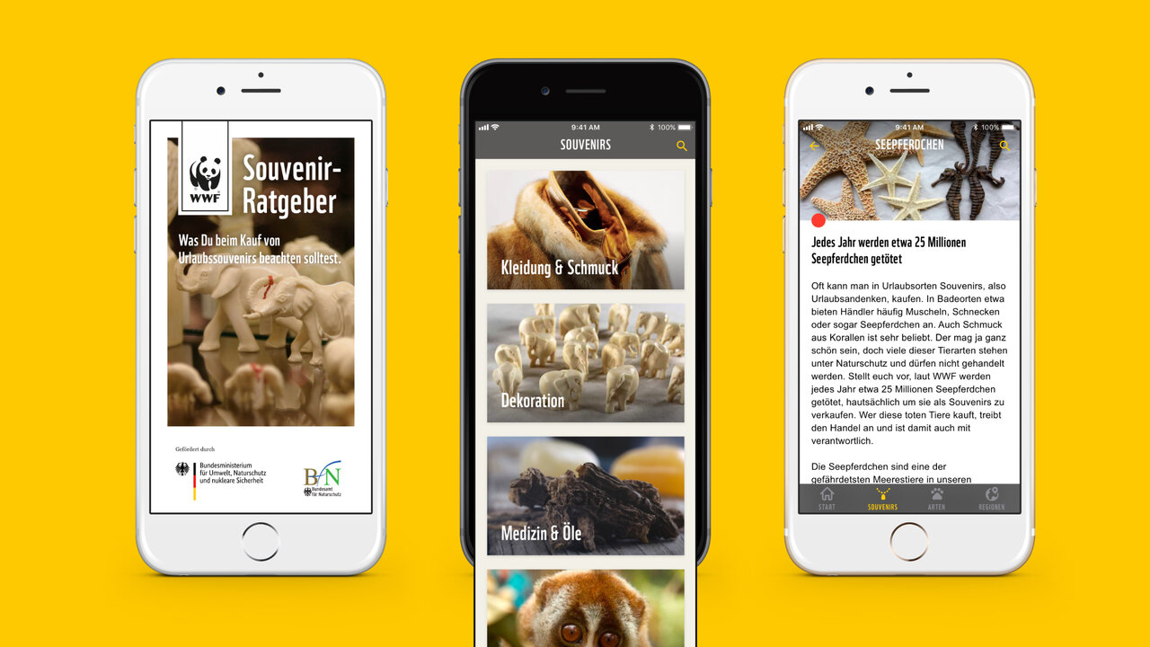 Drei Smartphone-Bildschirme mit der WWF-Souvenirratgeber-App in Wei&szlig; und Schwarz vor gelbem Hintergrund, die verschiedene Informationsseiten &uuml;ber Souvenirs und Tierschutz zeigen.
